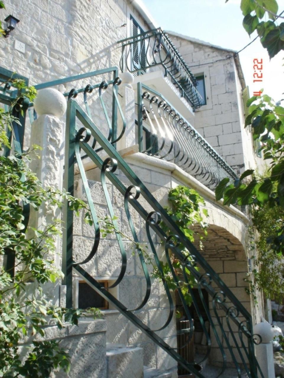 Villa Nikola Brela Zewnętrze zdjęcie