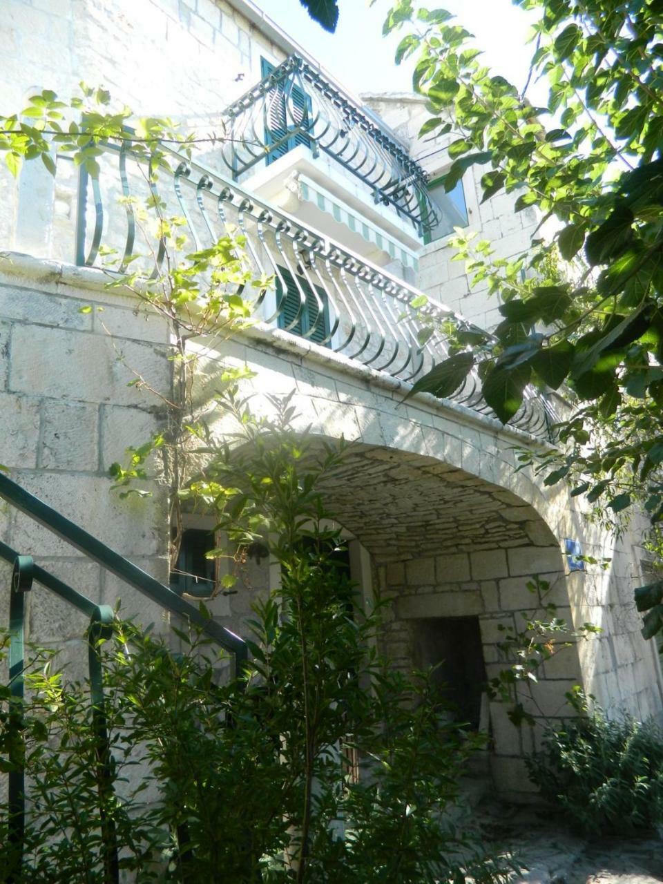 Villa Nikola Brela Zewnętrze zdjęcie
